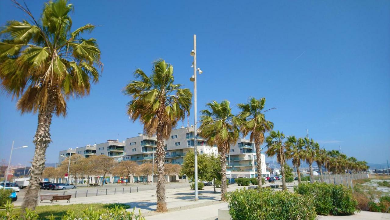 Alexandra'S Beach-Port Badalona Exteriör bild